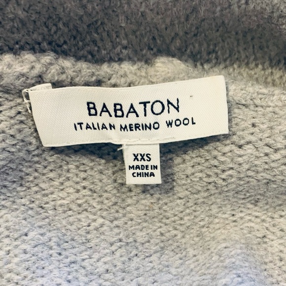 Aritzia Chunky Wool Knit Cardigan in Gray Size XXS - Picture 4 of 5